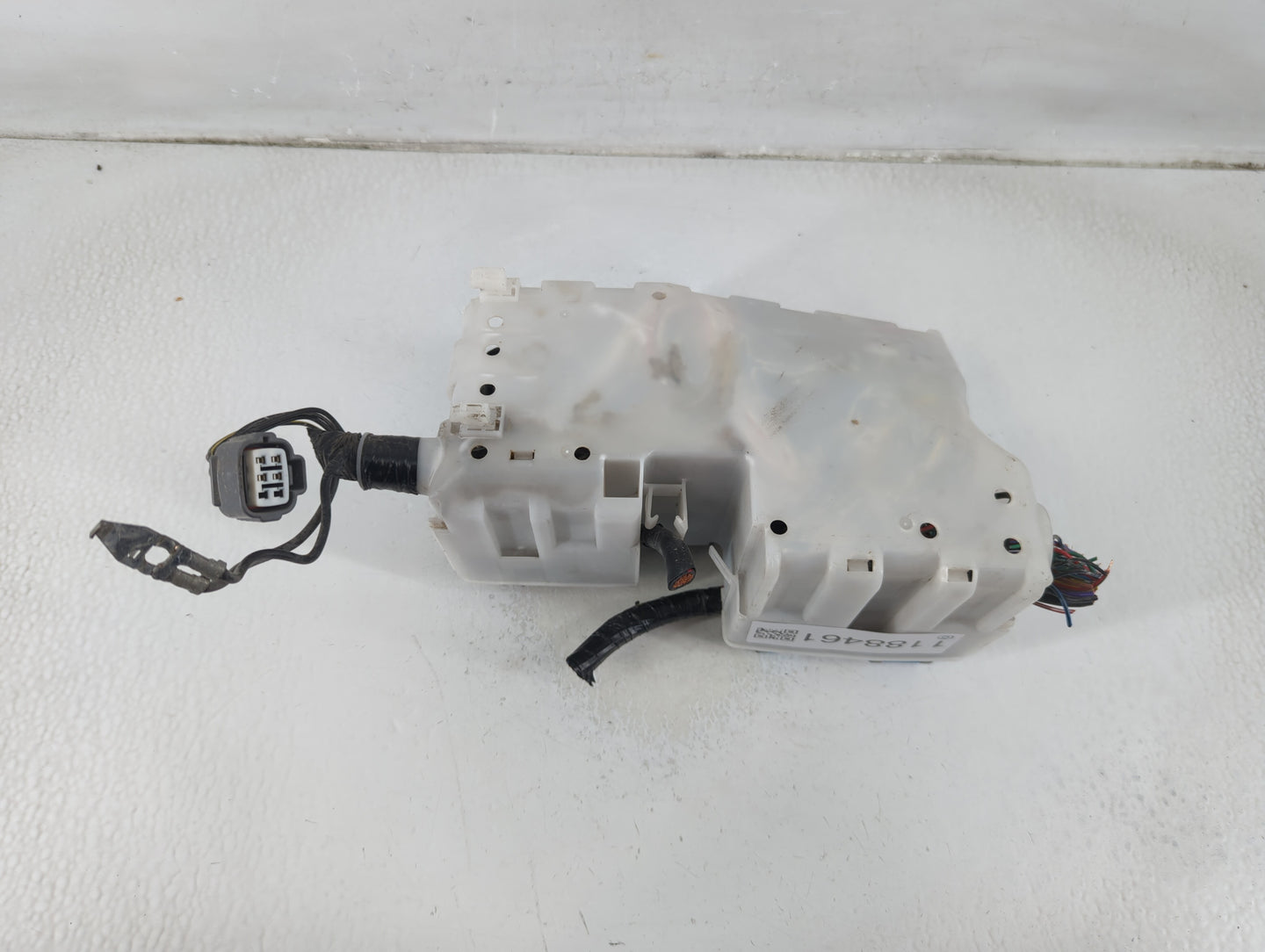 2012-2017 Mazda 5 Fusebox Fuse Box Panel Relay Module P/N:0133-3W Fits Fits 2012 2013 2014 2015 2016 2017 OEM Used Auto Part