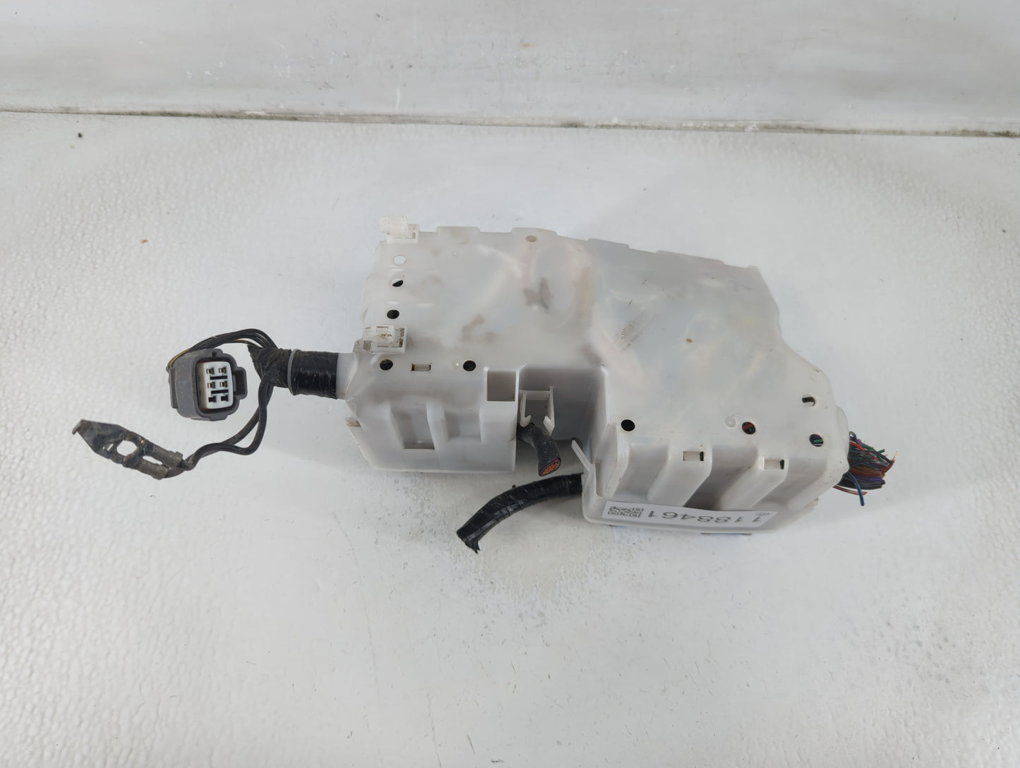 2012-2017 Mazda 5 Fusebox Fuse Box Panel Relay Module P/N:0133-3W Fits Fits 2012 2013 2014 2015 2016 2017 OEM Used Auto Part