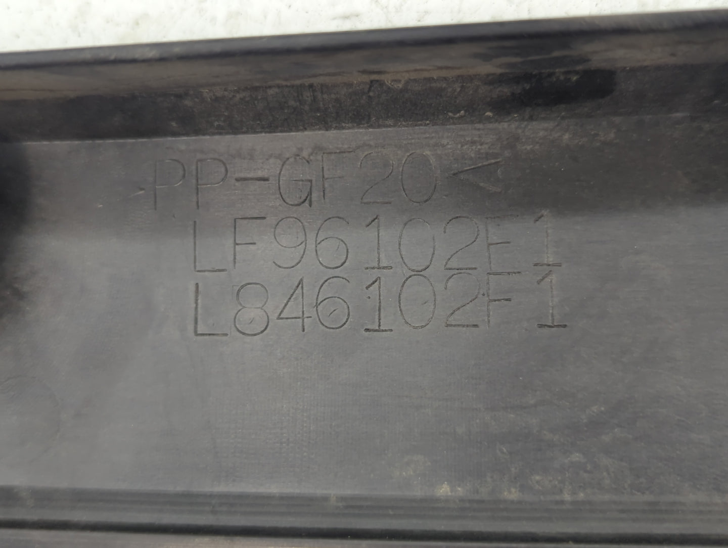 2014 Mazda 5 Engine Cover - Oemusedautoparts1.com