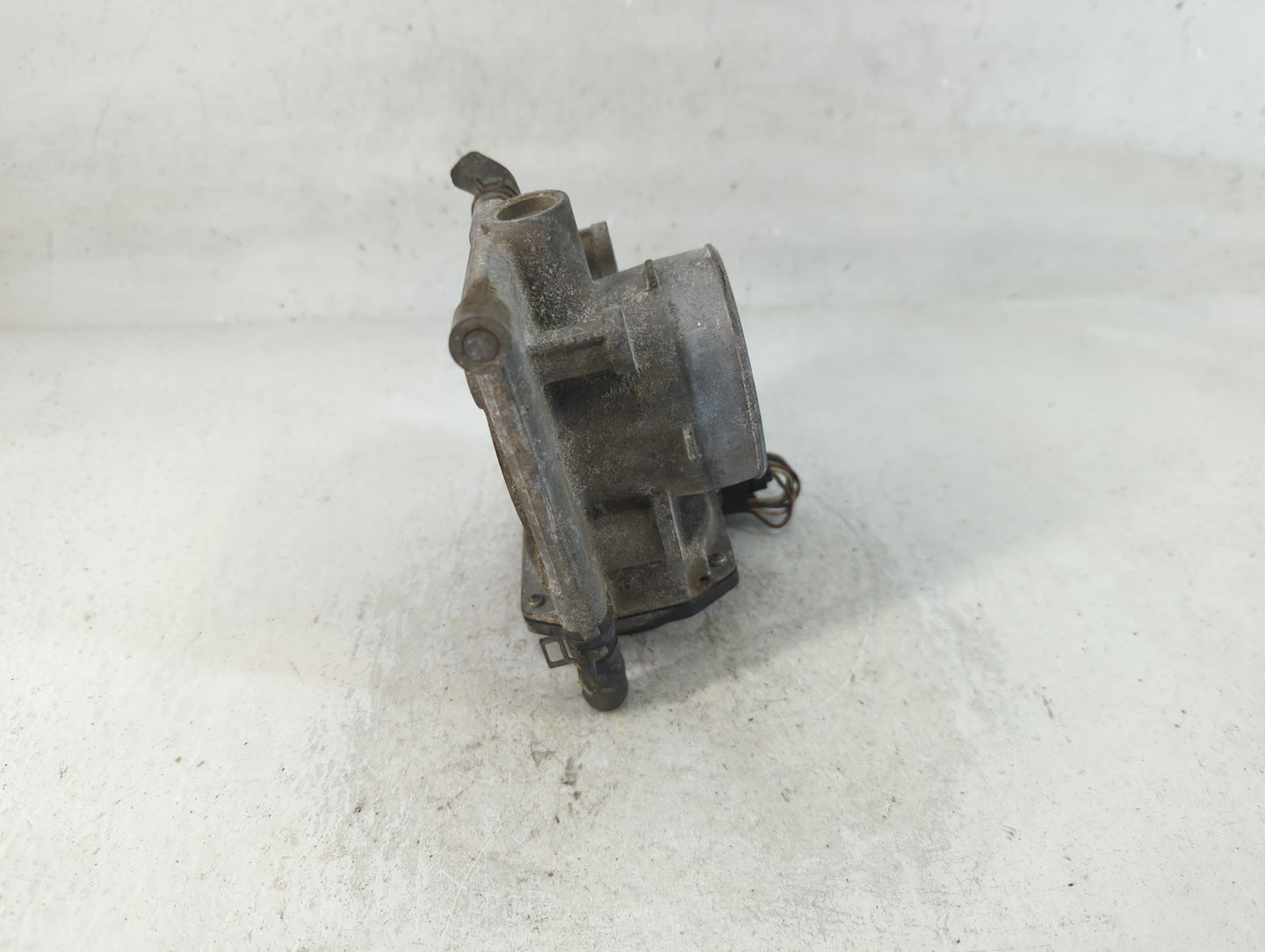 2012-2017 Mazda 5 Throttle Body P/N:9B4G-9F991-A Fits Fits 2009 2010 2011 2012 2013 2014 2015 2016 2017 OEM Used Auto Parts 