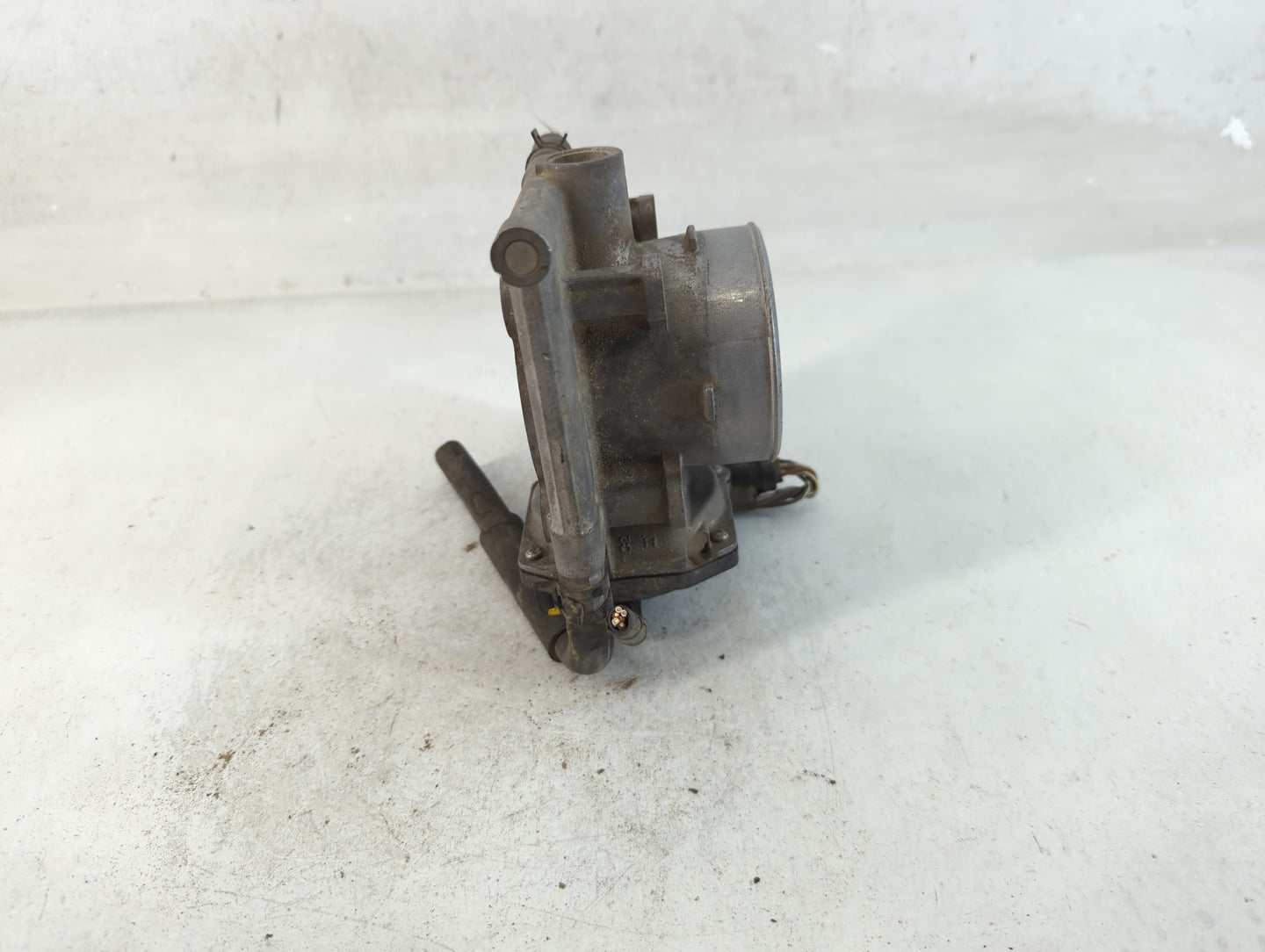 2012-2017 Mazda 5 Throttle Body P/N:9B4G-9F991-A Fits Fits 2009 2010 2011 2012 2013 2014 2015 2016 2017 OEM Used Auto Parts 