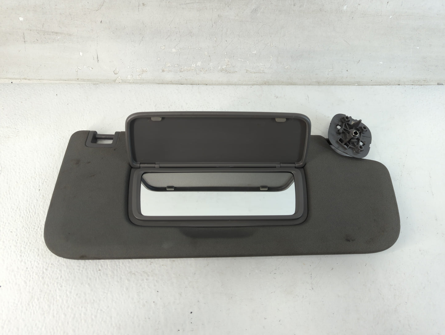 2014-2017 Mazda 6 Sun Visor Shade Replacement Passenger Right Mirror Fits Fits 2014 2015 2016 2017 OEM Used Auto Parts - Oem
