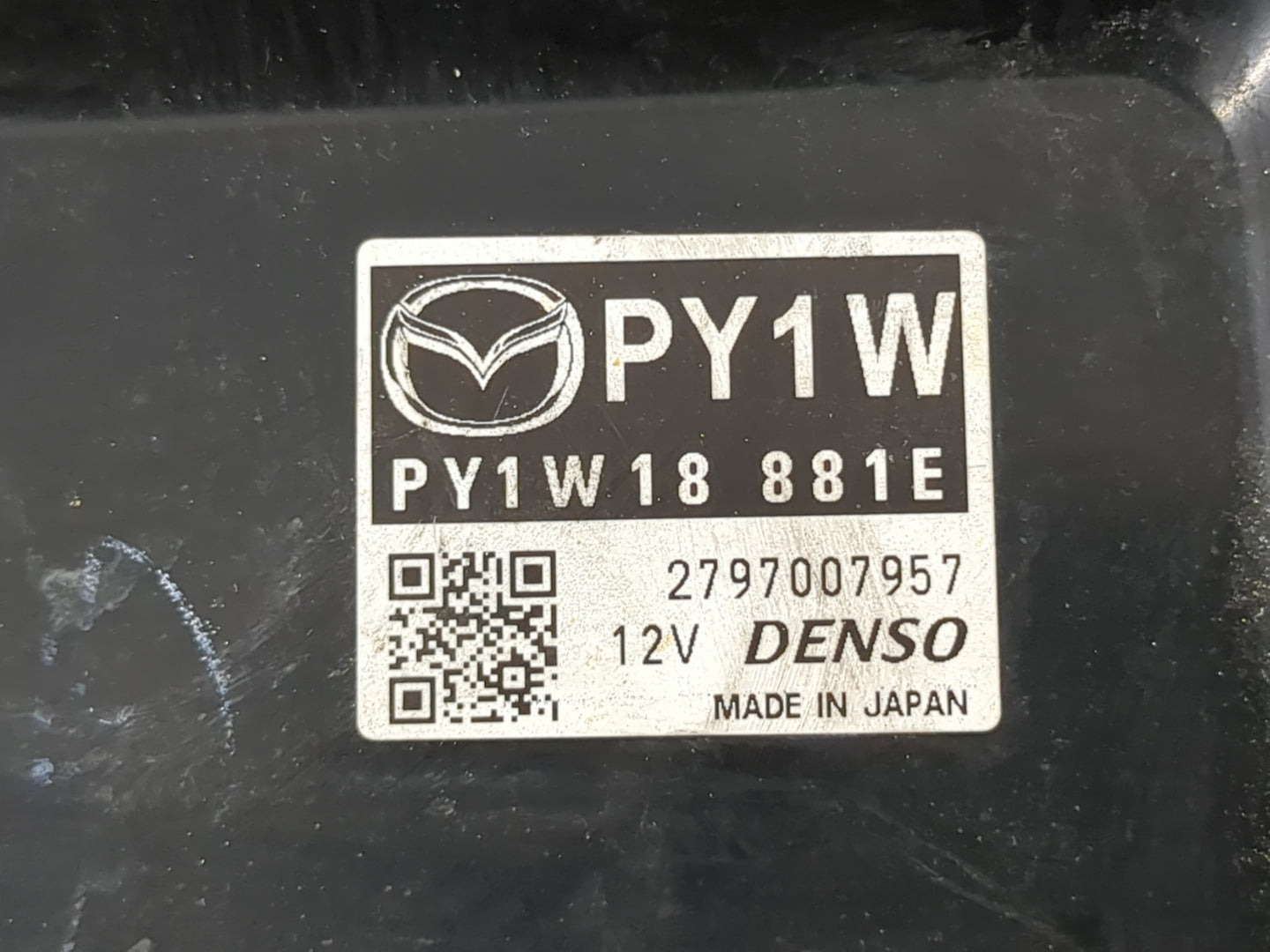 2014-2016 Mazda 6 PCM Engine Control Computer ECU ECM PCU OEM P/N:PY1W18 881E Fits Fits 2014 2015 2016 OEM Used Auto Parts -