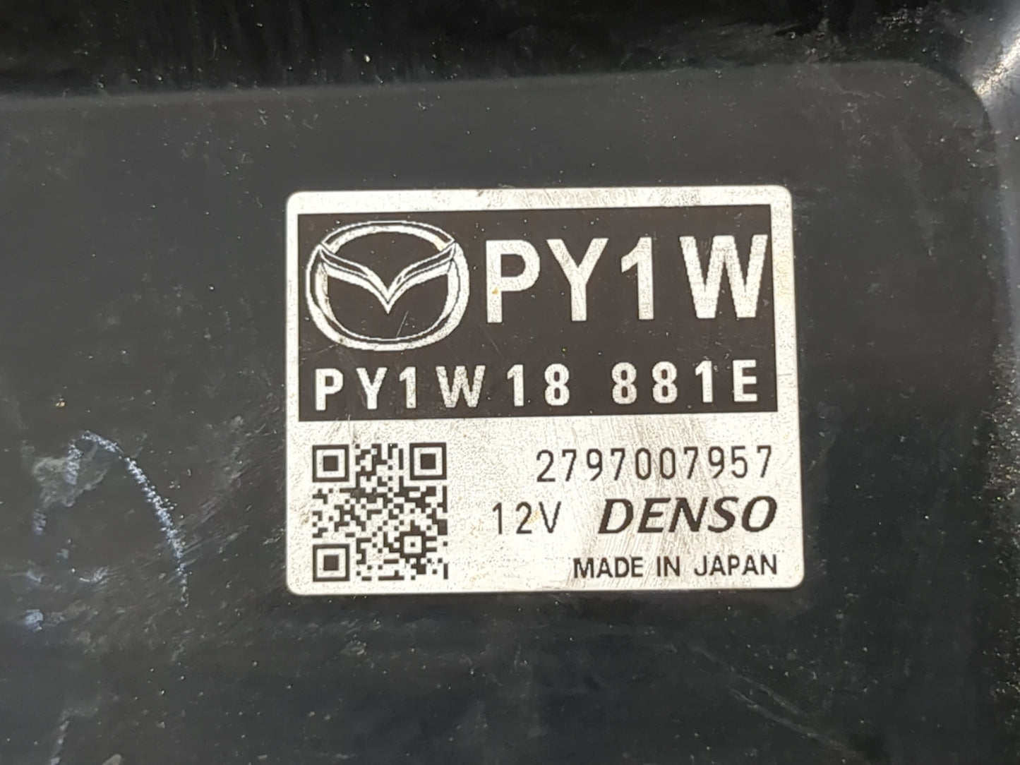 2014-2016 Mazda 6 PCM Engine Control Computer ECU ECM PCU OEM P/N:PY1W18 881E Fits Fits 2014 2015 2016 OEM Used Auto Parts -