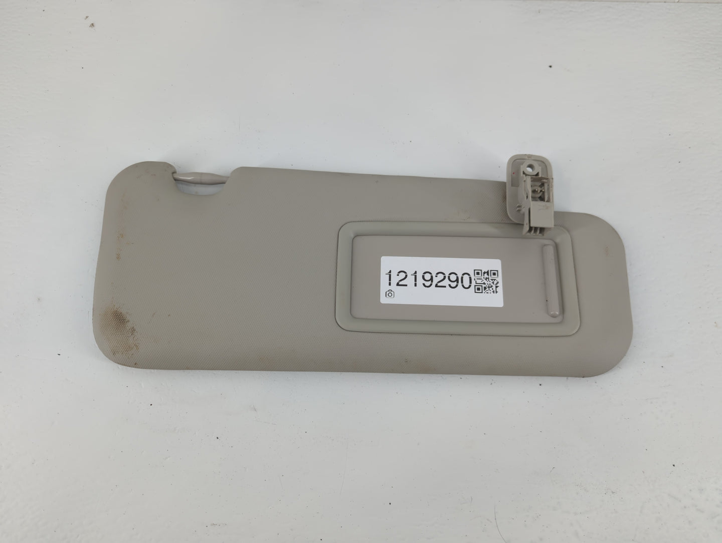 2014-2017 Mazda 6 Sun Visor Shade Replacement Passenger Right Mirror Fits Fits 2014 2015 2016 2017 OEM Used Auto Parts - Oem