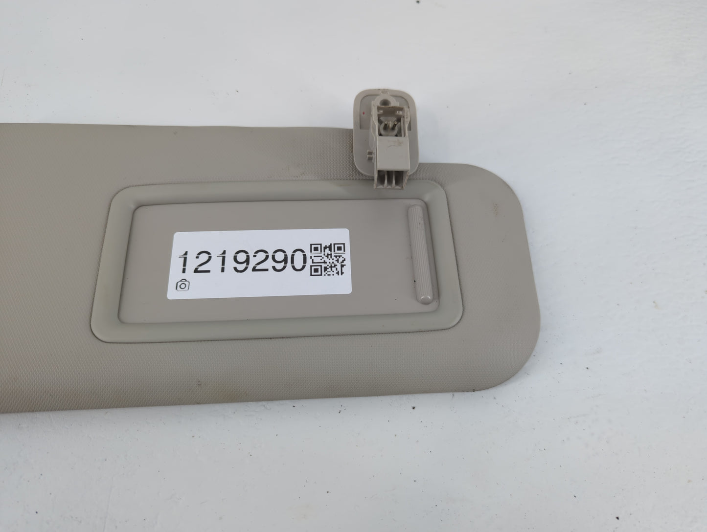 2014-2017 Mazda 6 Sun Visor Shade Replacement Passenger Right Mirror Fits Fits 2014 2015 2016 2017 OEM Used Auto Parts - Oem