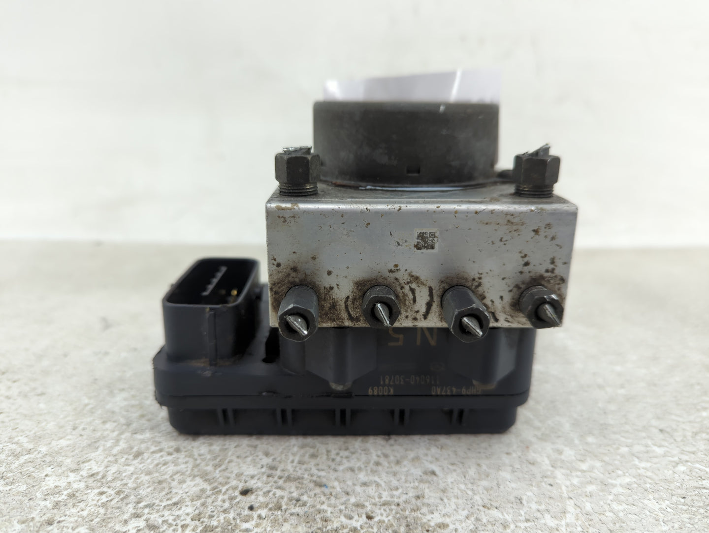 2014-2015 Mazda 6 ABS Pump Control Module Replacement P/N:116040-30781 Fits Fits 2014 2015 OEM Used Auto Parts - Oemusedauto
