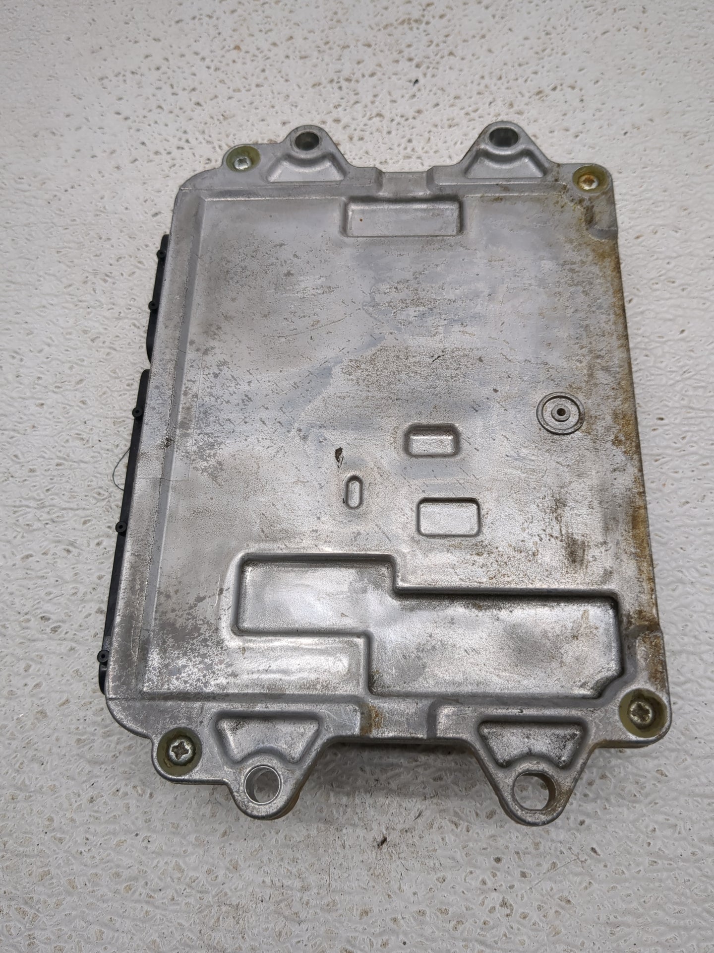 2014-2016 Mazda 6 PCM Engine Control Computer ECU ECM PCU OEM P/N:PY1J 18 881B Fits Fits 2014 2015 2016 OEM Used Auto Parts 