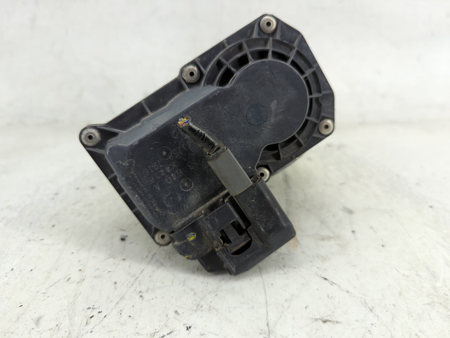 2014-2017 Mazda 6 Throttle Body P/N:PY01 13 640 A Fits Fits 2014 2015 2016 2017 2018 OEM Used Auto Parts - Oemusedautoparts1