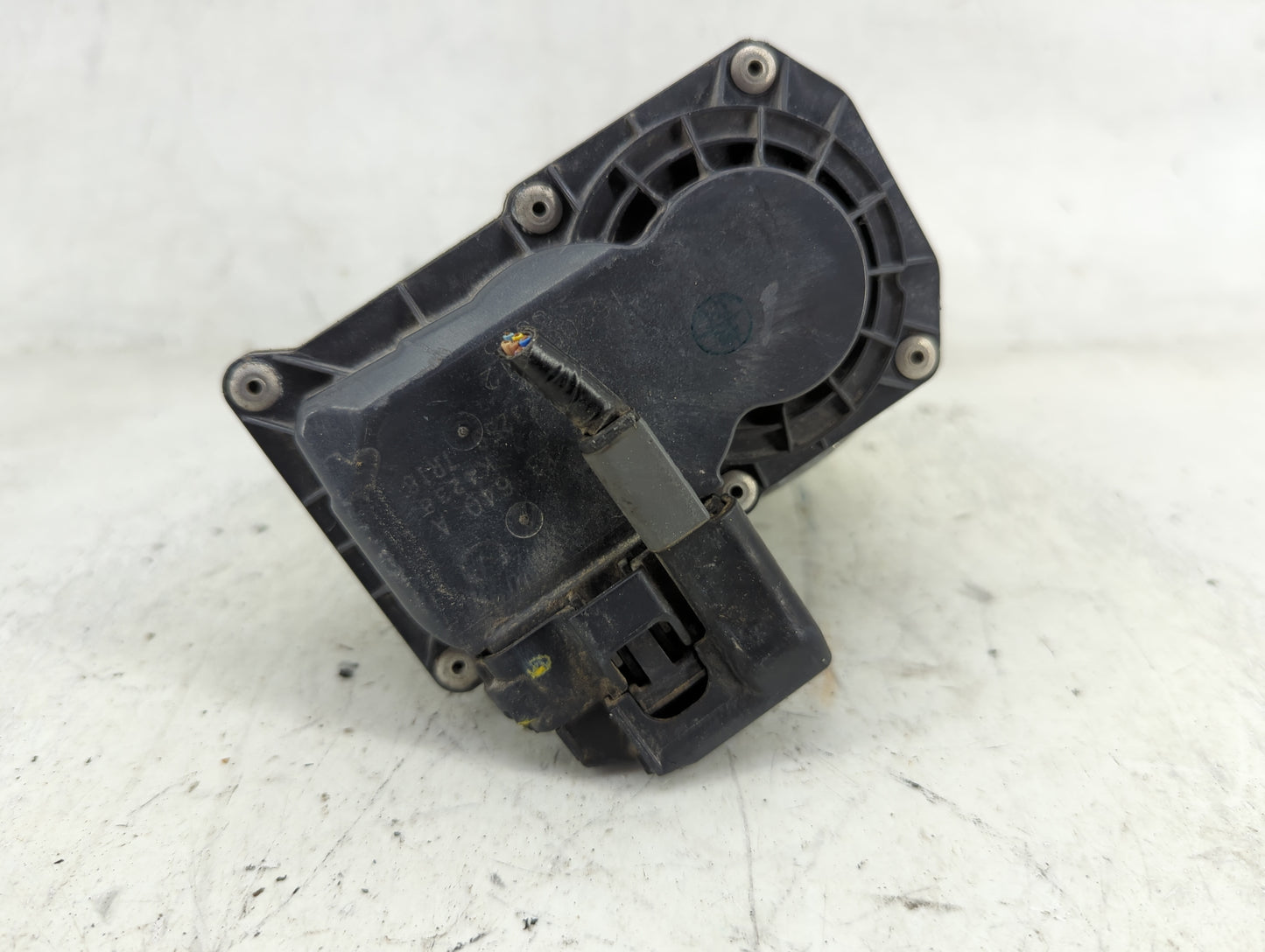 2014-2017 Mazda 6 Throttle Body P/N:PY01 13 640 A Fits Fits 2014 2015 2016 2017 2018 OEM Used Auto Parts - Oemusedautoparts1