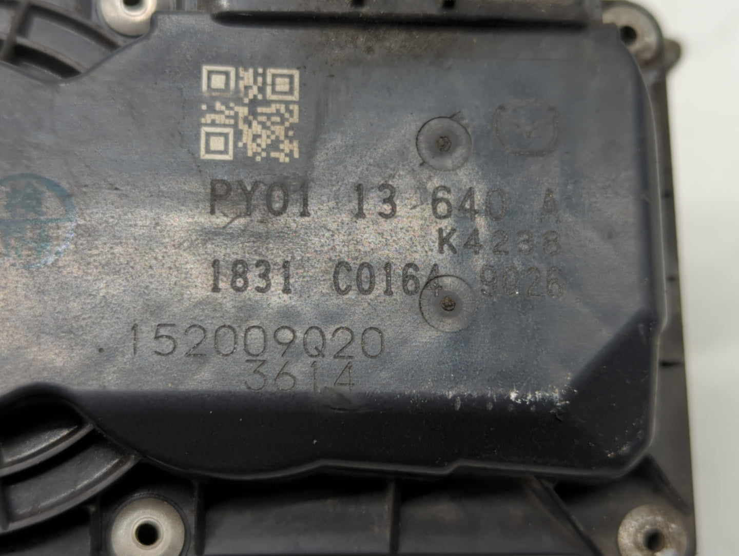 2014 Mazda 6 Throttle Body P/N:PY01 13 640 A Fits OEM Used Auto Parts - Oemusedautoparts1.com