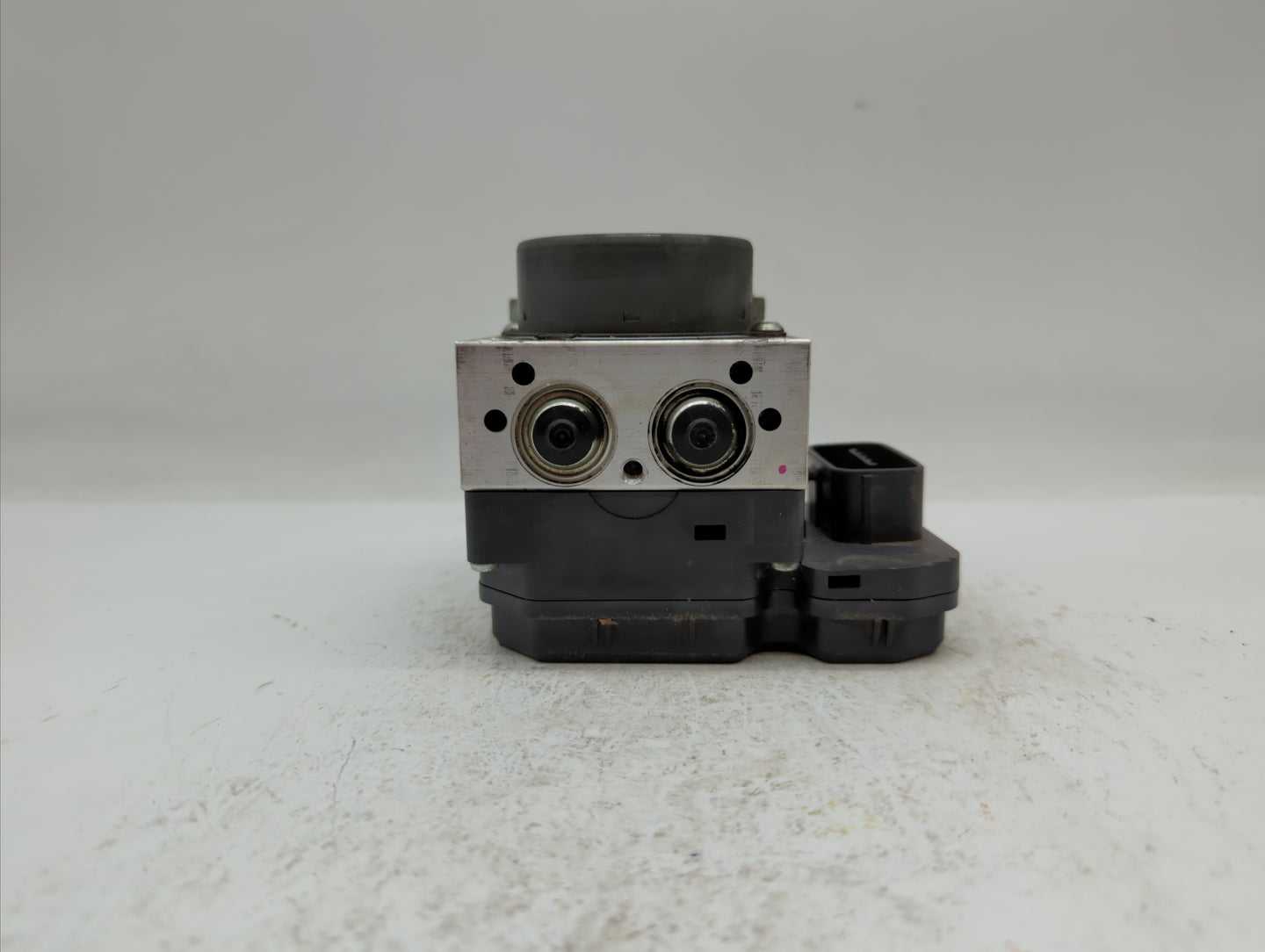 2014 Mazda 6 ABS Pump Control Module Replacement P/N:116040-34581 GHP9-437A0, GHR1-437A0 Fits OEM Used Auto Parts - Oemuseda