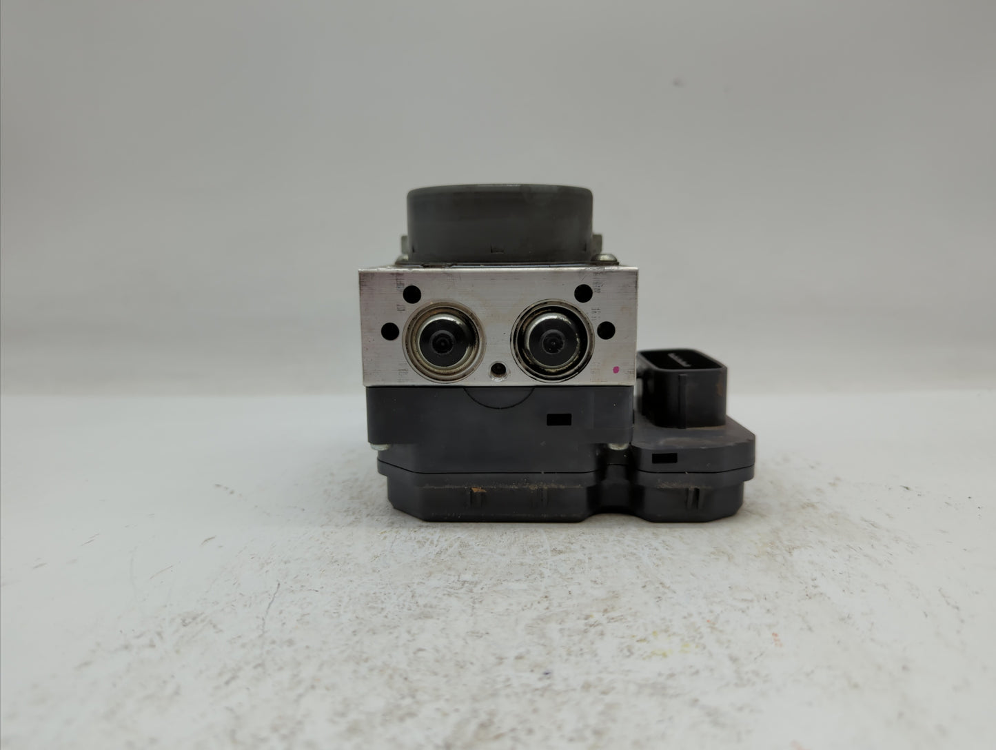 2014 Mazda 6 ABS Pump Control Module Replacement P/N:116040-34581 GHP9-437A0, GHR1-437A0 Fits OEM Used Auto Parts - Oemuseda