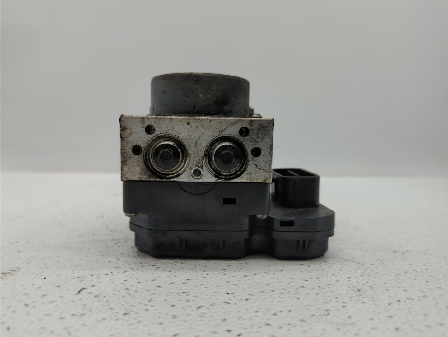 2014 Mazda 6 ABS Pump Control Module Replacement P/N:116040-34581 GHP9-437A0, GHR1-437A0 Fits OEM Used Auto Parts - Oemuseda