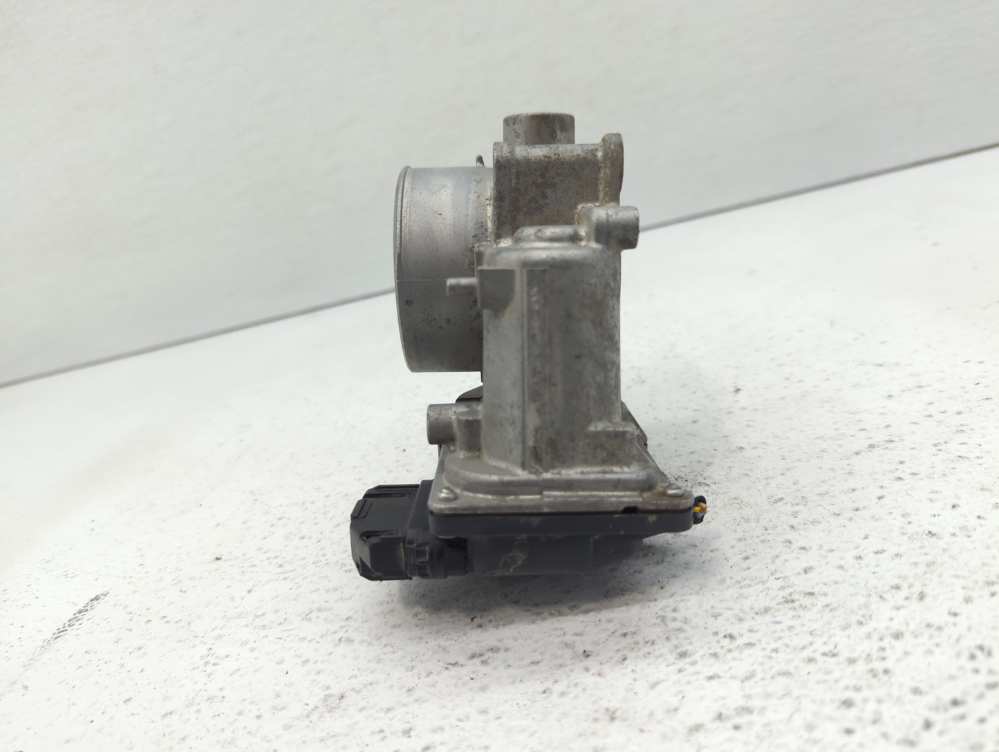 2014-2017 Mazda 6 Throttle Body P/N:PY01 13 640 A Fits Fits 2014 2015 2016 2017 2018 OEM Used Auto Parts - Oemusedautoparts1