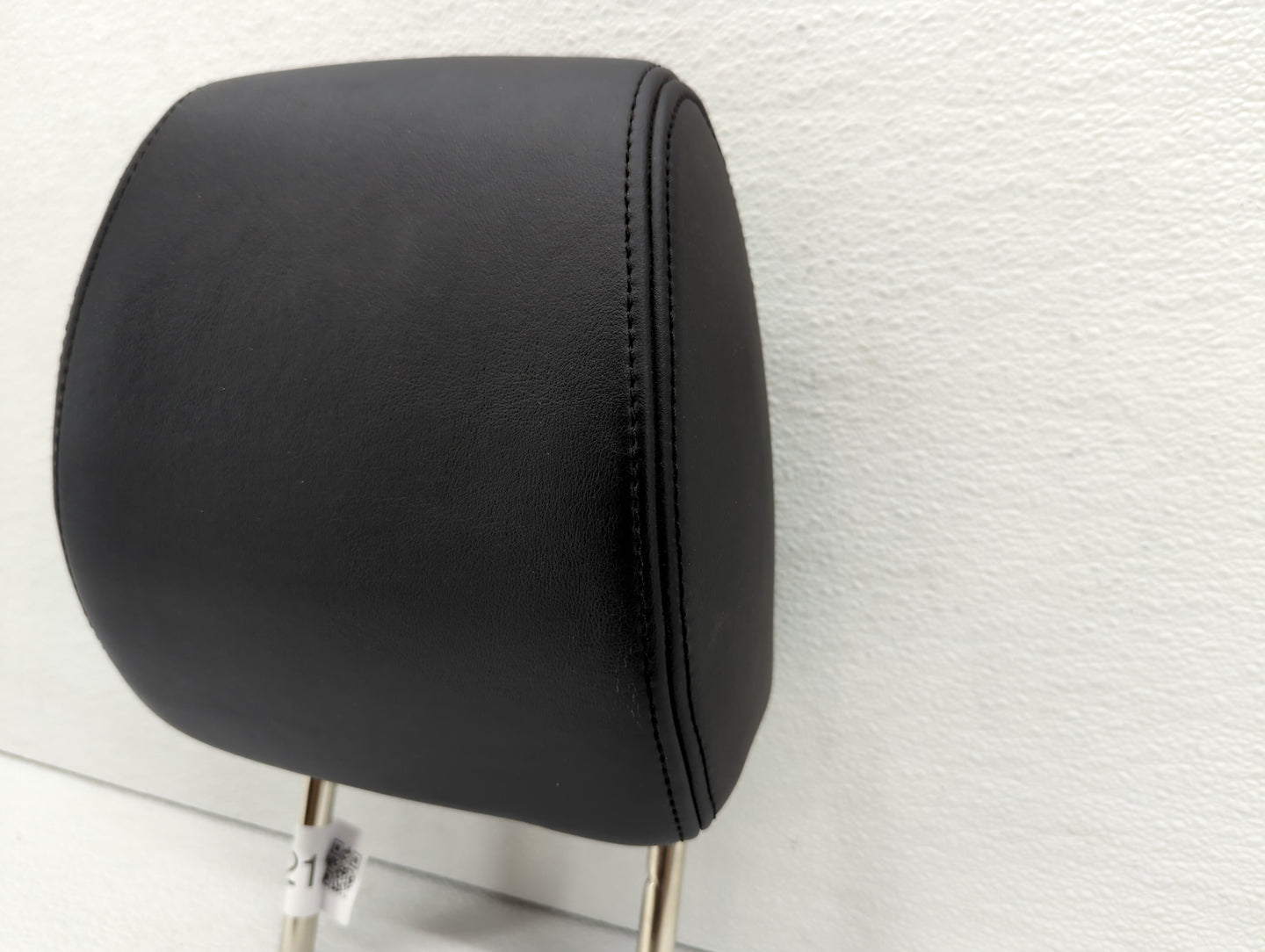 2014-2016 Mazda 6 Headrest Head Rest Rear Center Seat Fits Fits 2014 2015 2016 OEM Used Auto Parts - Oemusedautoparts1.com