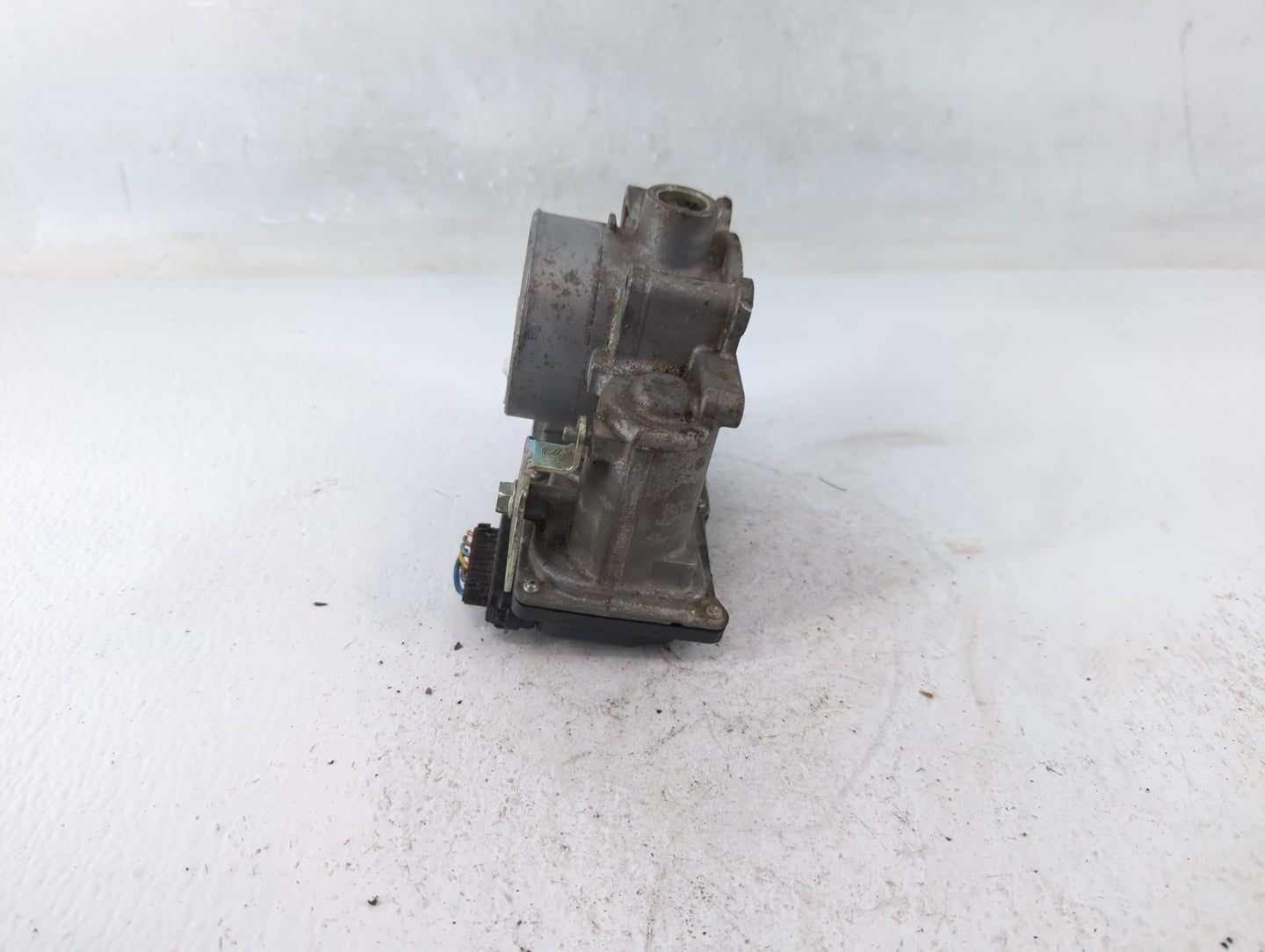 2014-2017 Mazda 6 Throttle Body P/N:PY01 13 640 A Fits Fits 2014 2015 2016 2017 2018 OEM Used Auto Parts - Oemusedautoparts1
