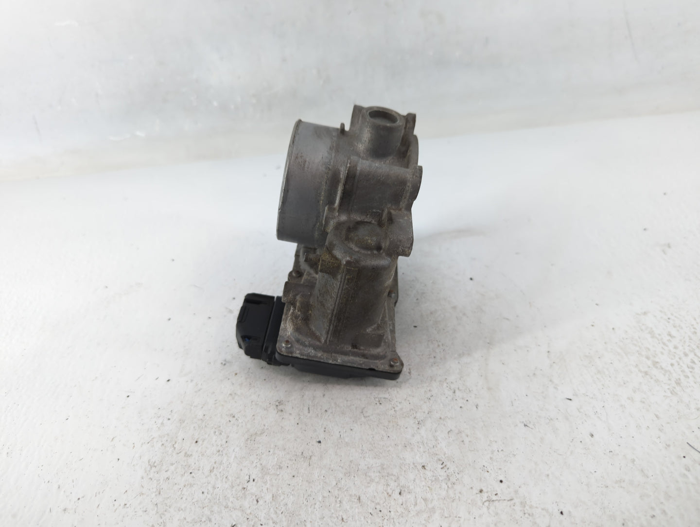2014-2017 Mazda 6 Throttle Body P/N:PY01 13 640 A Fits Fits 2014 2015 2016 2017 2018 OEM Used Auto Parts - Oemusedautoparts1