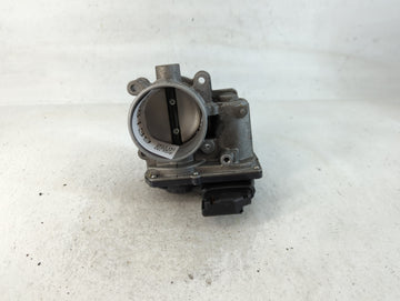 2014-2017 Mazda 6 Throttle Body P/N:PY01 13 640 A 1831 C13306 4020 Fits Fits 2014 2015 2016 2017 2018 OEM Used Auto Parts - 