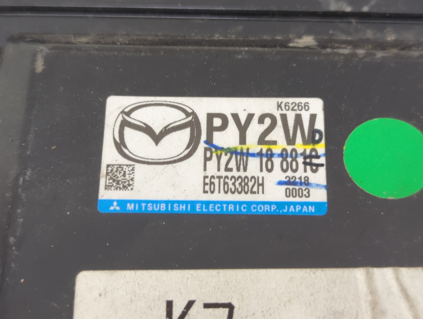 2014-2015 Mazda Cx-5 PCM Engine Control Computer ECU ECM PCU OEM P/N:PY2W 18 881C Fits Fits 2014 2015 OEM Used Auto Parts - 