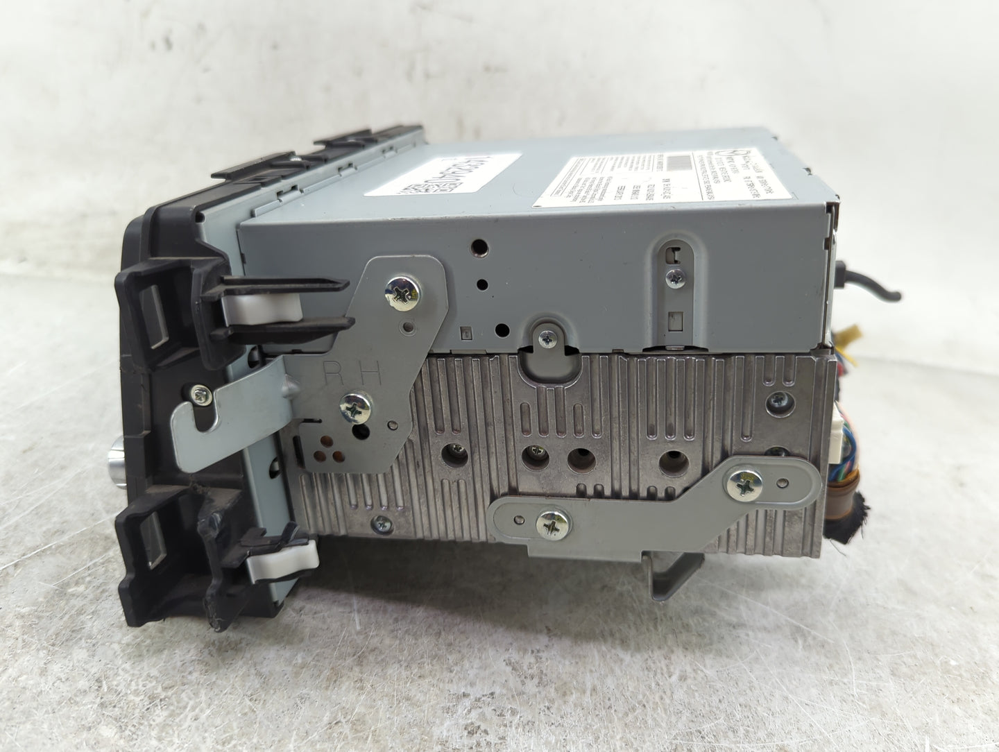 2013-2015 Mazda Cx-5 Radio AM FM Cd Player Receiver Replacement P/N:KJ01 66 DV0A Fits Fits 2013 2014 2015 OEM Used Auto Part