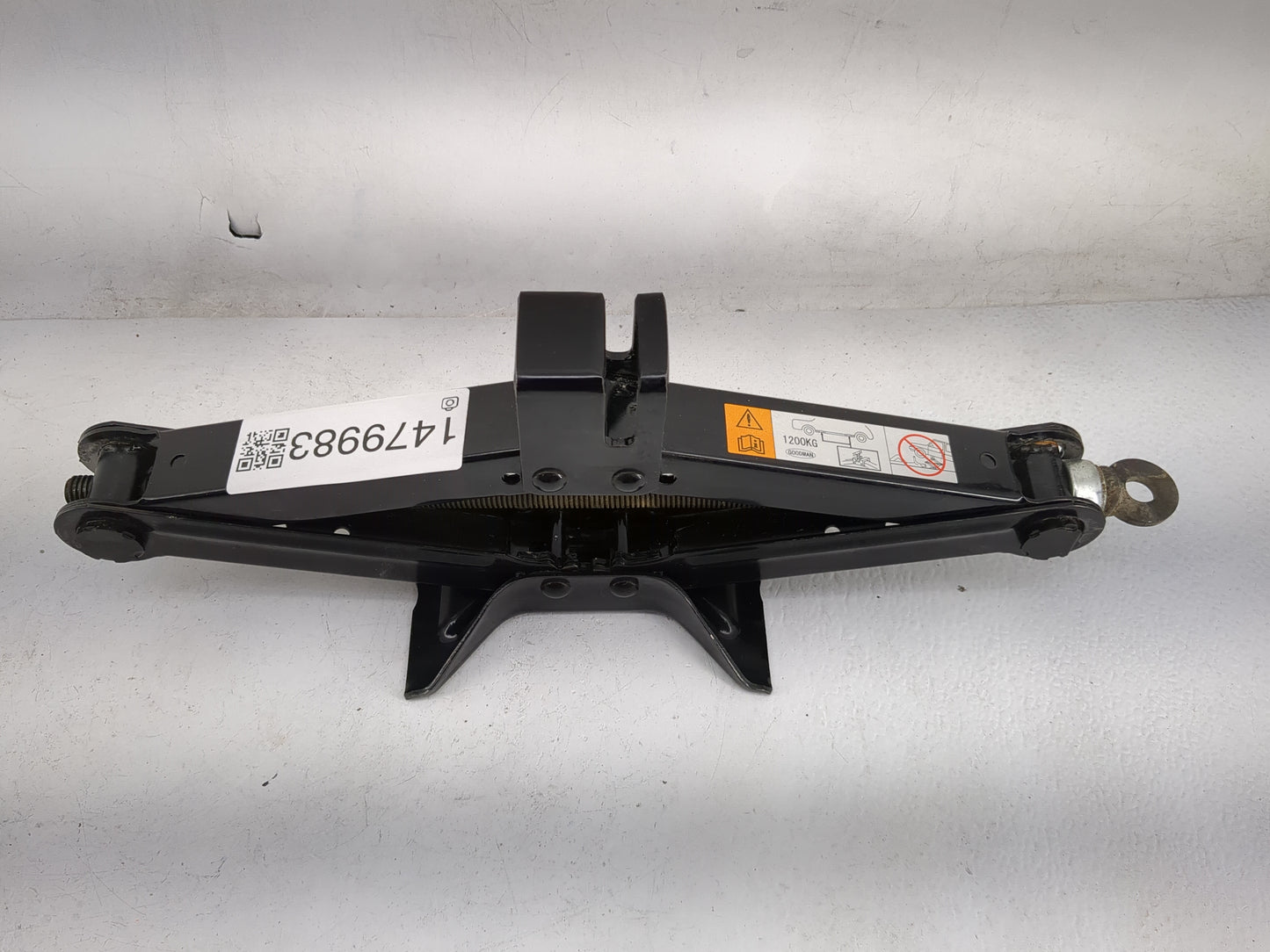 2014 Mazda Cx-5 Spare Scissor Car Jack Black - Oemusedautoparts1.com