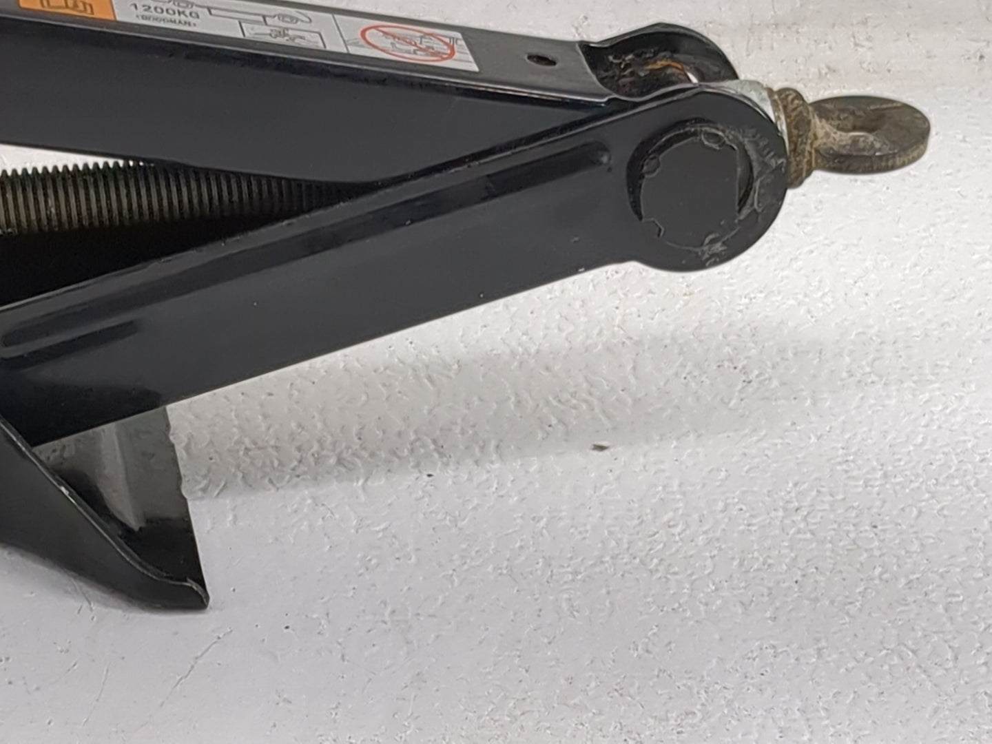 2014 Mazda Cx-5 Spare Scissor Car Jack Black - Oemusedautoparts1.com