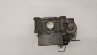 2013-2014 Mazda Cx-5 Throttle Body P/N:PE01 13 640 B 152009S18, 13 640 A, 640 K4238 6R26, 13 640 B Fits Fits 2012 2013 2014 