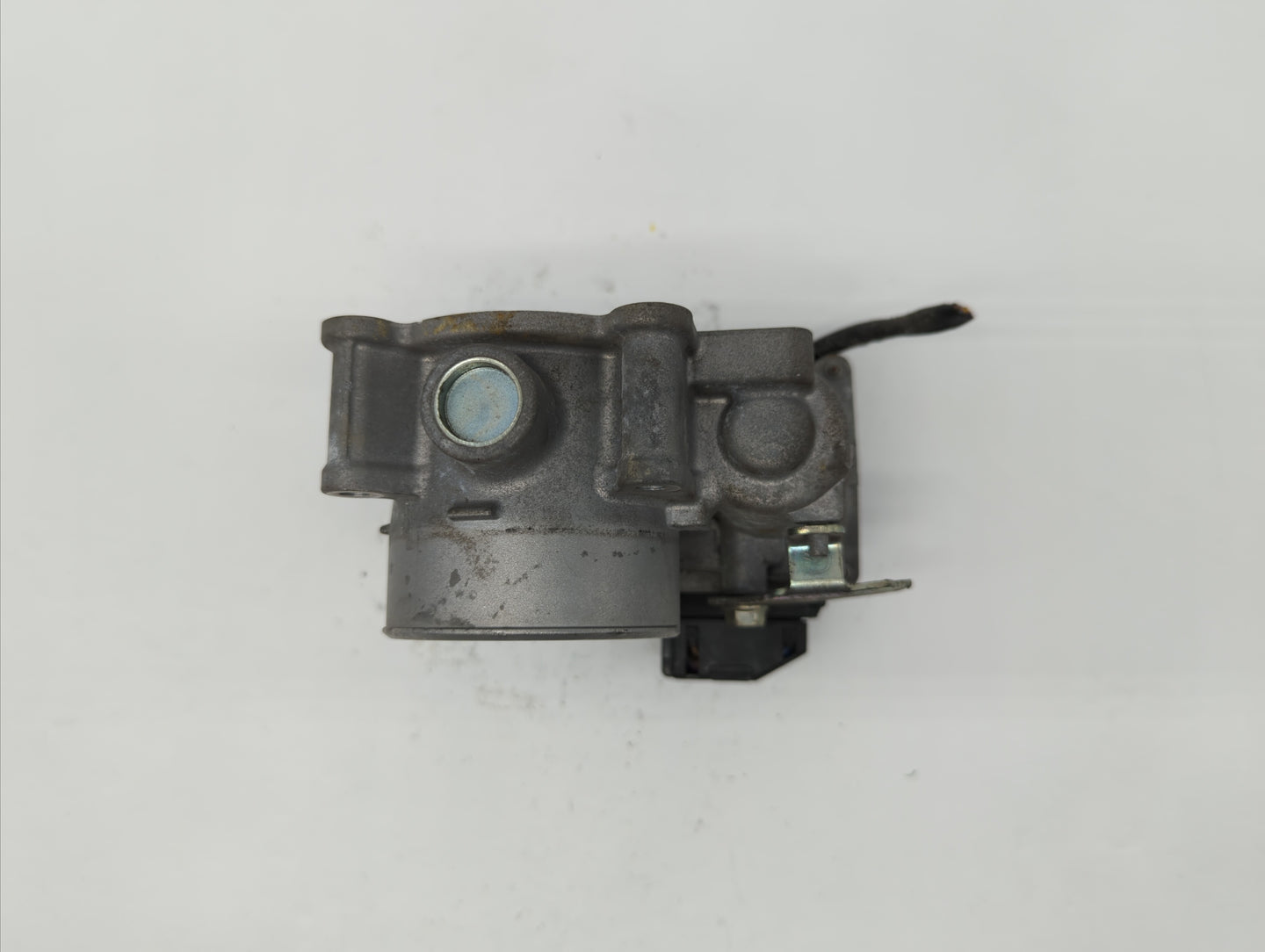 2014 Mazda Cx-5 Throttle Body P/N:PY01 13 640 A Fits OEM Used Auto Parts - Oemusedautoparts1.com