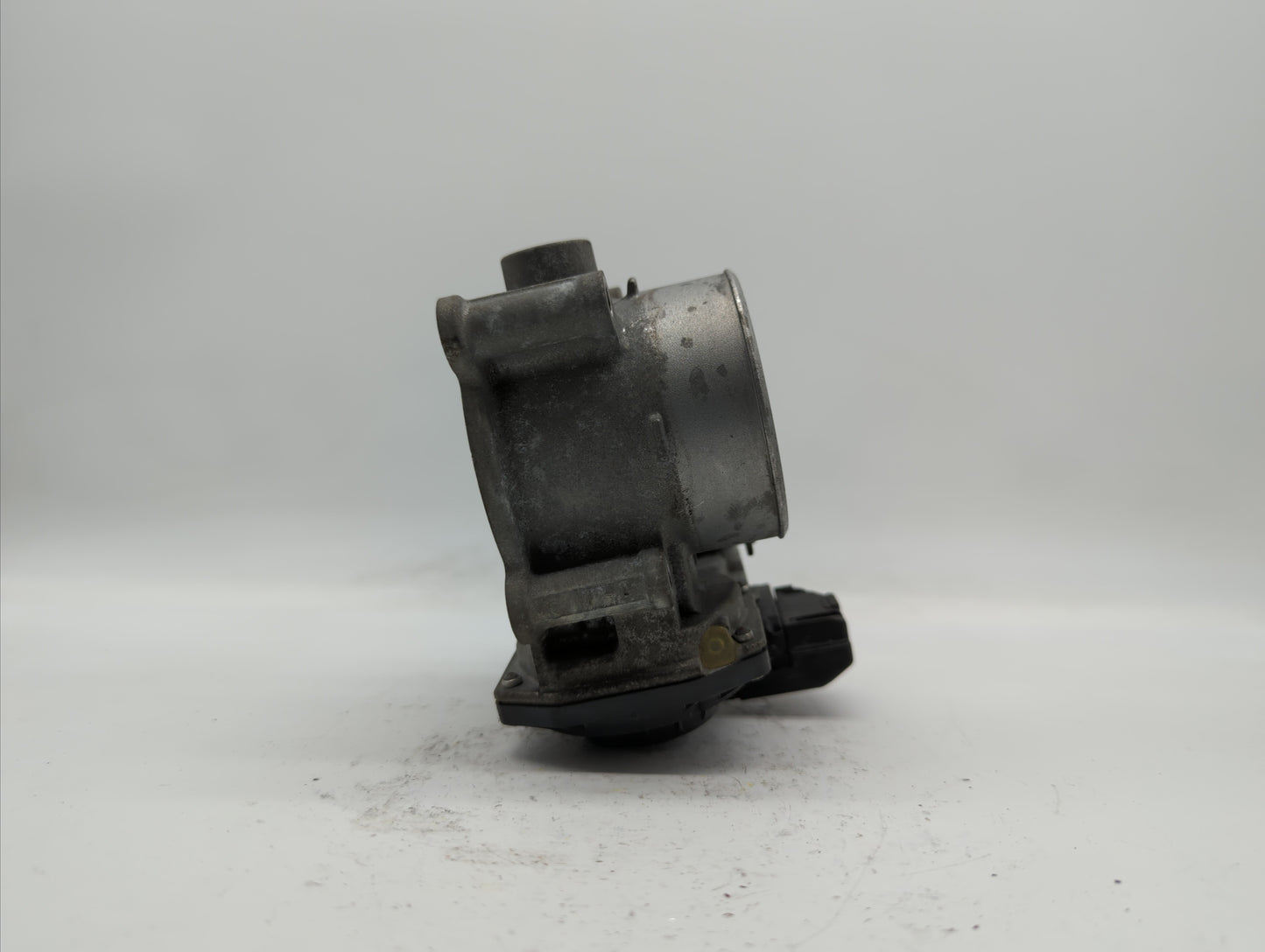 2014 Mazda Cx-5 Throttle Body P/N:PY01 13 640 A Fits OEM Used Auto Parts - Oemusedautoparts1.com