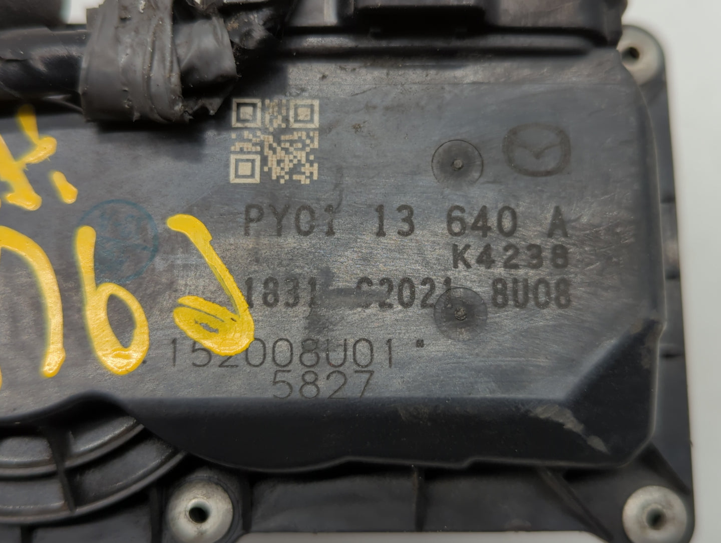 2014 Mazda Cx-5 Throttle Body P/N:PY01 13 640 A Fits OEM Used Auto Parts - Oemusedautoparts1.com