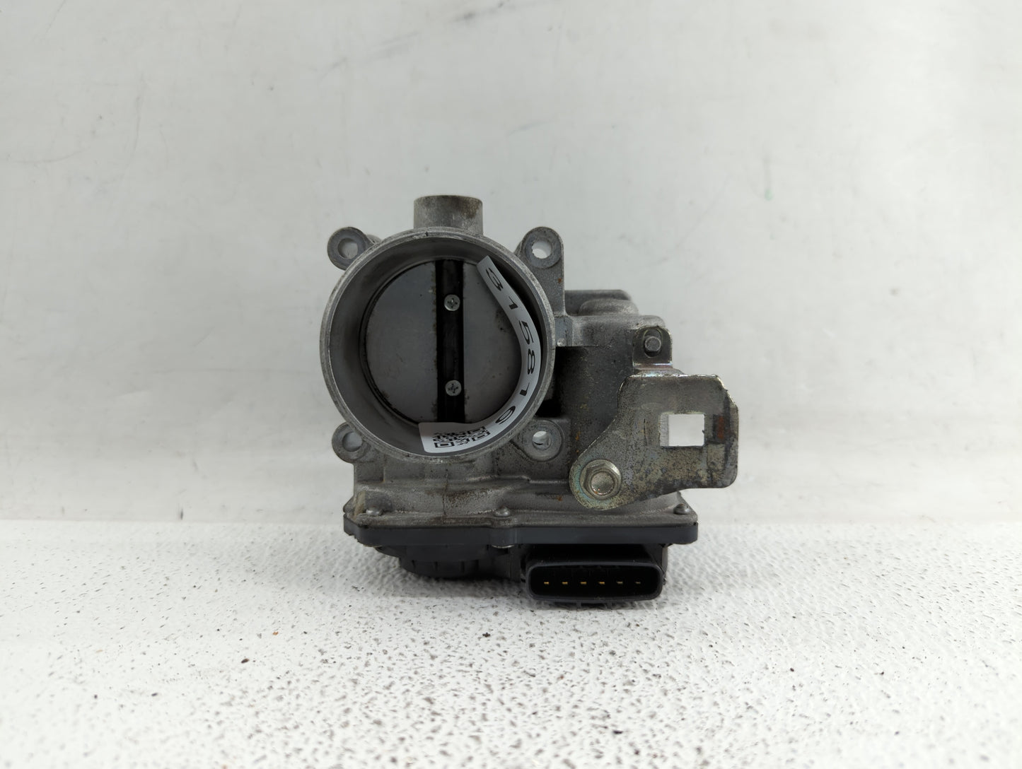 2014 Mazda Cx-5 Throttle Body P/N:PY01 13 640 A Fits OEM Used Auto Parts - Oemusedautoparts1.com