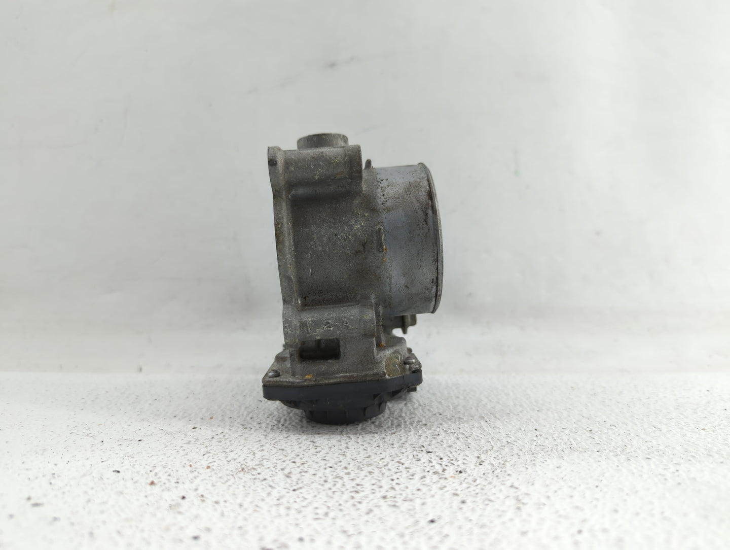 2014 Mazda Cx-5 Throttle Body P/N:PY01 13 640 A Fits OEM Used Auto Parts - Oemusedautoparts1.com