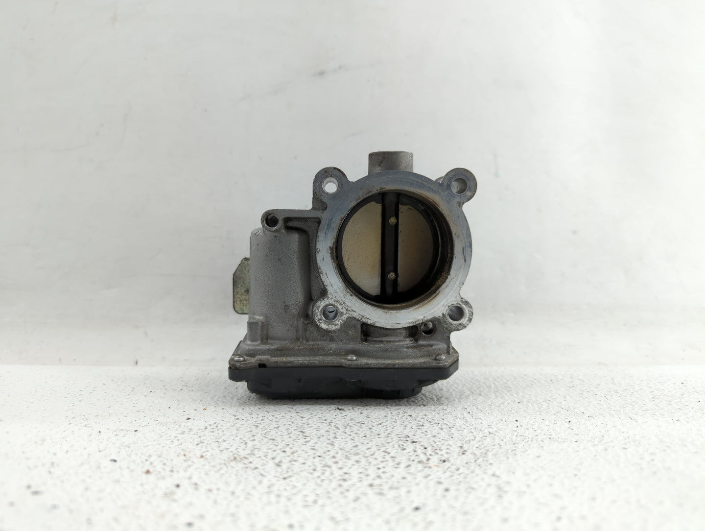 2014 Mazda Cx-5 Throttle Body P/N:PY01 13 640 A Fits OEM Used Auto Parts - Oemusedautoparts1.com
