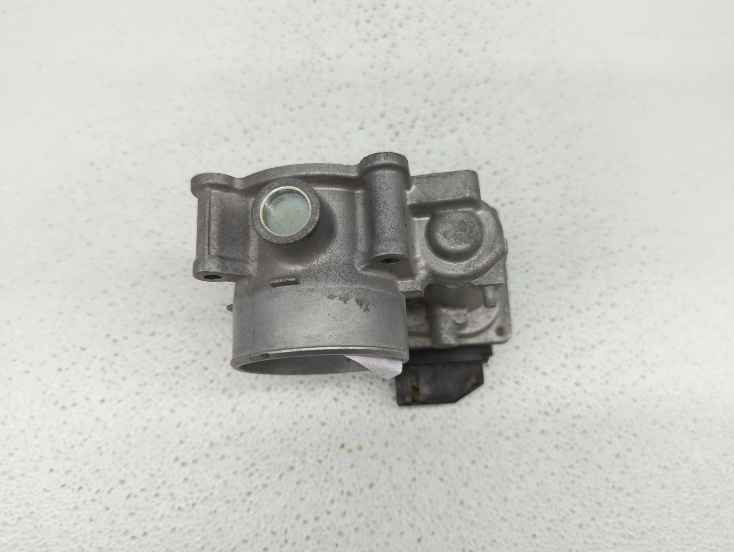 2014 Mazda Cx-5 Throttle Body P/N:K4238 13 640 A 12681472AA, PY01 13 640 A Fits OEM Used Auto Parts - Oemusedautoparts1.com