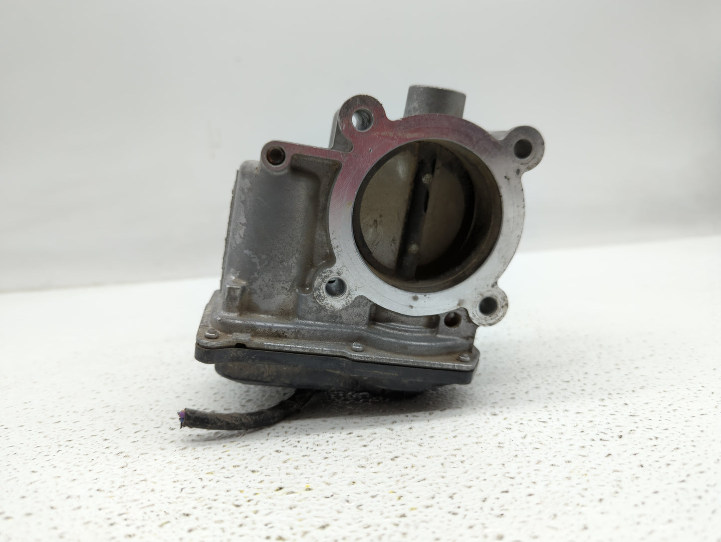2014 Mazda Cx-5 Throttle Body P/N:K4238 13 640 A 12681472AA, PY01 13 640 A Fits OEM Used Auto Parts - Oemusedautoparts1.com