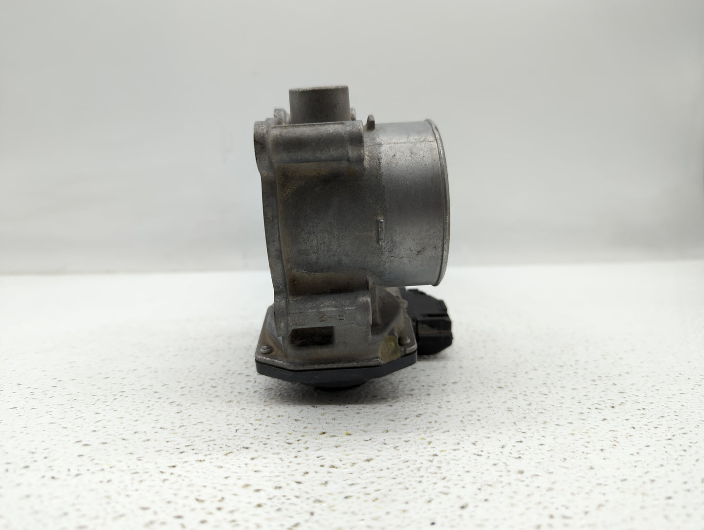 2014 Mazda Cx-5 Throttle Body P/N:K4238 13 640 A 12681472AA, PY01 13 640 A Fits OEM Used Auto Parts - Oemusedautoparts1.com