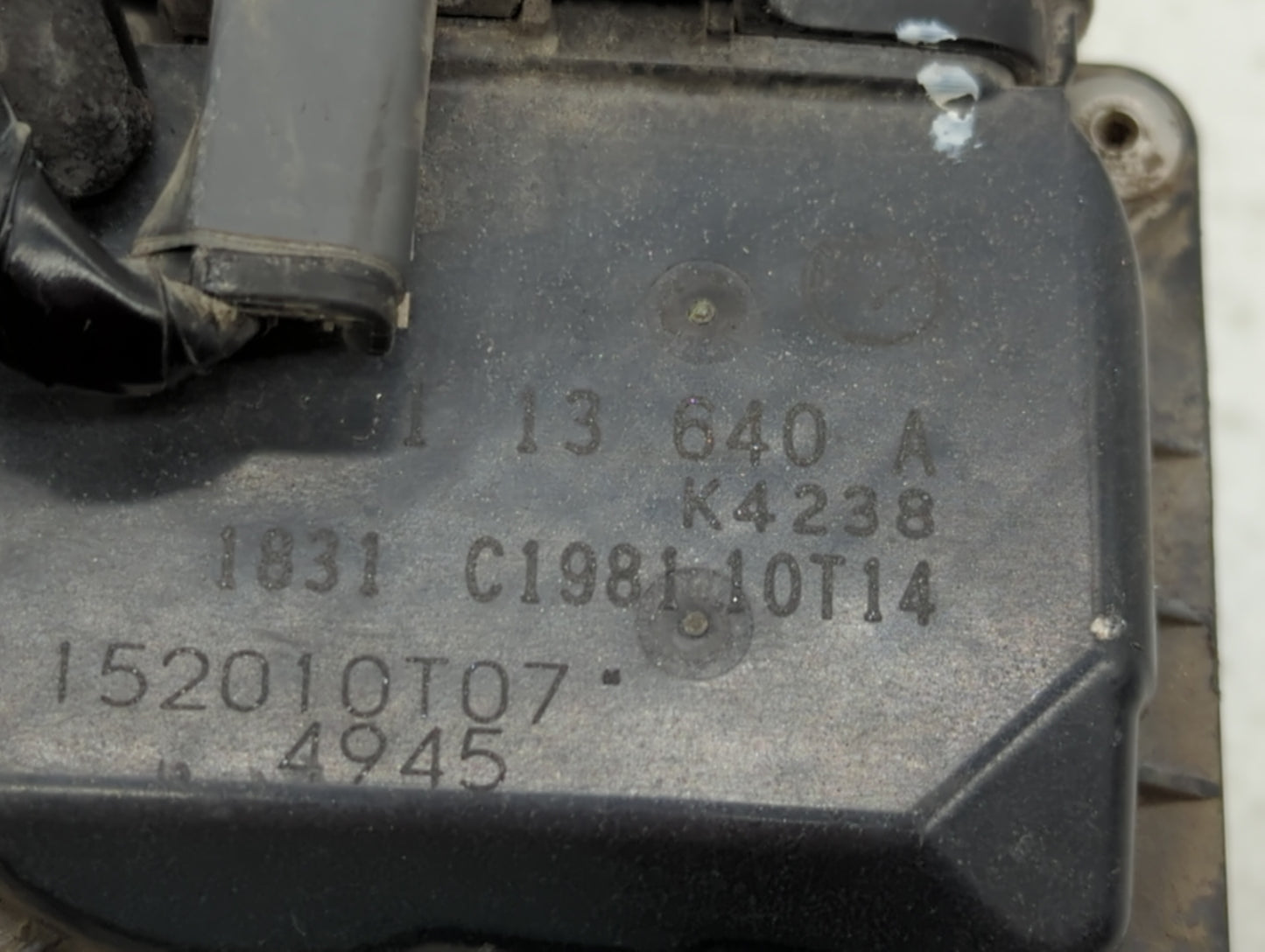 2014 Mazda Cx-5 Throttle Body P/N:K4238 13 640 A 12681472AA, PY01 13 640 A Fits OEM Used Auto Parts - Oemusedautoparts1.com