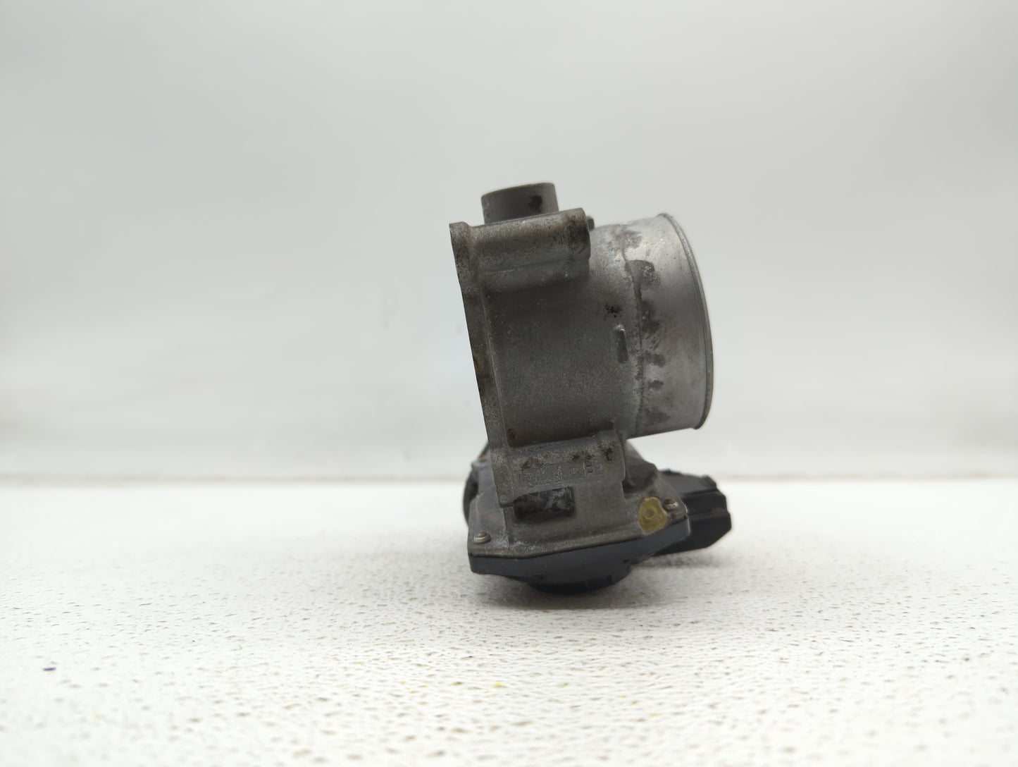2014 Mazda Cx-5 Throttle Body P/N:K4238 13 640 A 12681472AA, PY01 13 640 A Fits OEM Used Auto Parts - Oemusedautoparts1.com