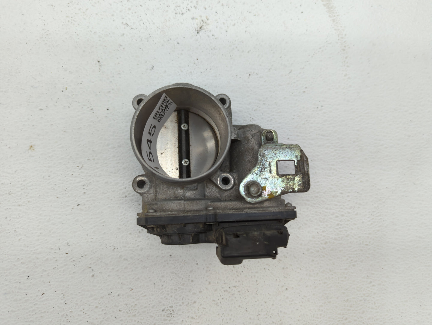 2014 Mazda Cx-5 Throttle Body P/N:K4238 13 640 A 12681472AA, PY01 13 640 A Fits OEM Used Auto Parts - Oemusedautoparts1.com