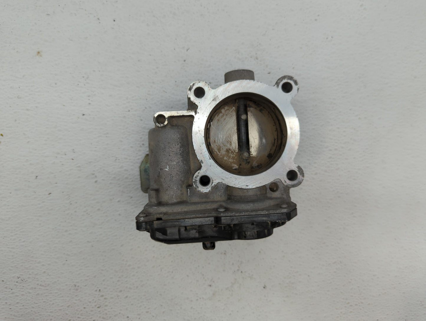 2014 Mazda Cx-5 Throttle Body P/N:K4238 13 640 A 12681472AA, PY01 13 640 A Fits OEM Used Auto Parts - Oemusedautoparts1.com