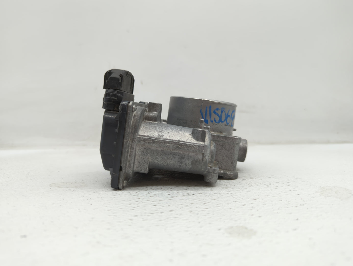 2014 Mazda Cx-5 Throttle Body P/N:13 640 A K4238 13 640 A, 12681472AA, PY01 13 640 A Fits OEM Used Auto Parts - Oemusedautop