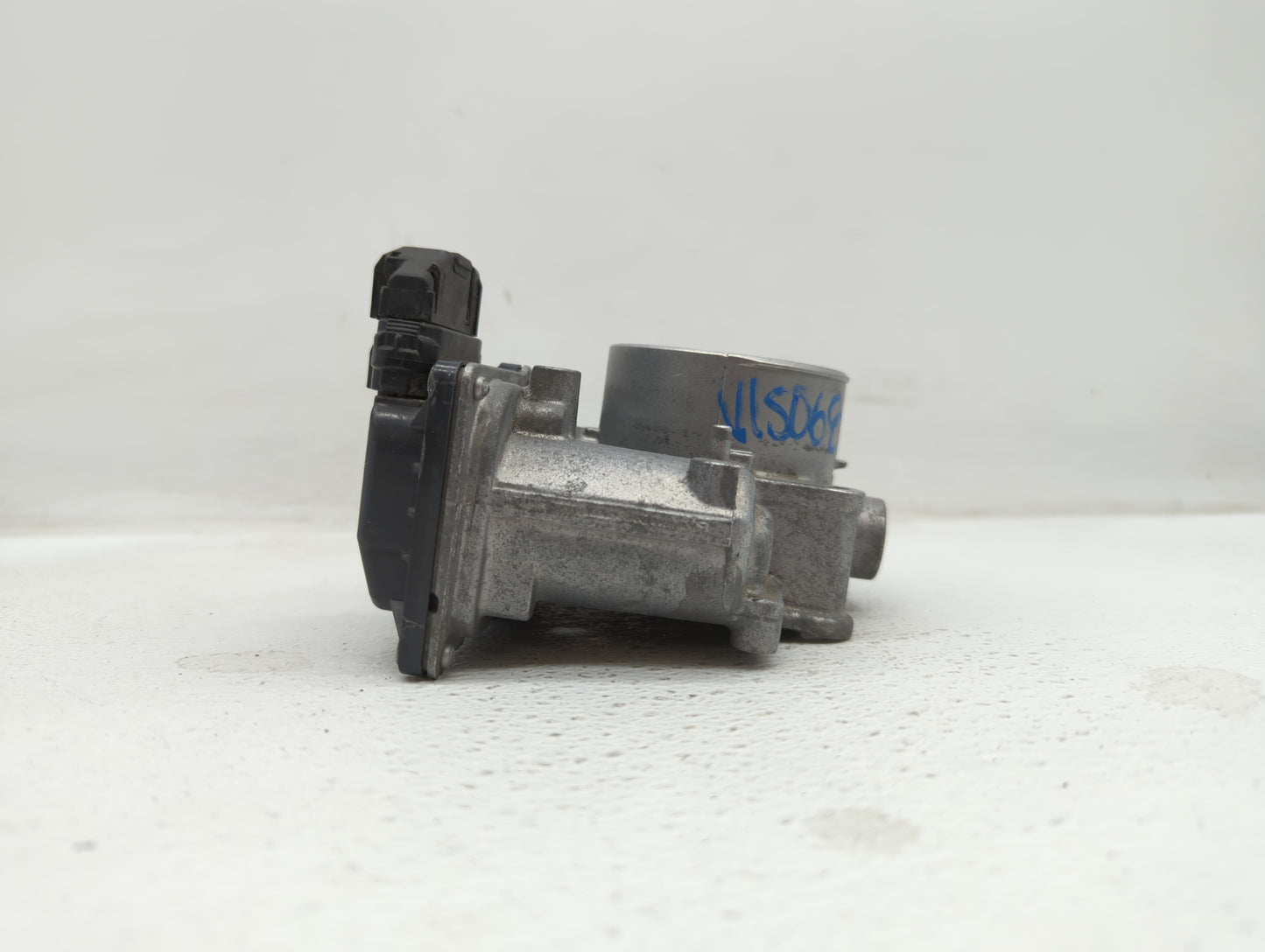 2014 Mazda Cx-5 Throttle Body P/N:13 640 A K4238 13 640 A, 12681472AA, PY01 13 640 A Fits OEM Used Auto Parts - Oemusedautop