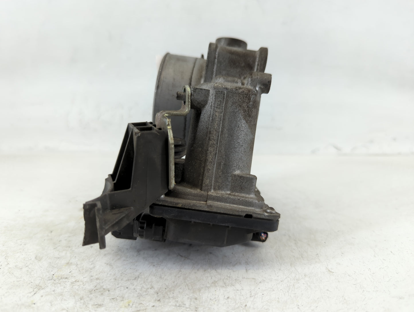 2014-2017 Mazda Cx-5 Throttle Body P/N:0784 152003025 Fits Fits 2014 2015 2016 2017 2018 OEM Used Auto Parts - Oemusedautopa