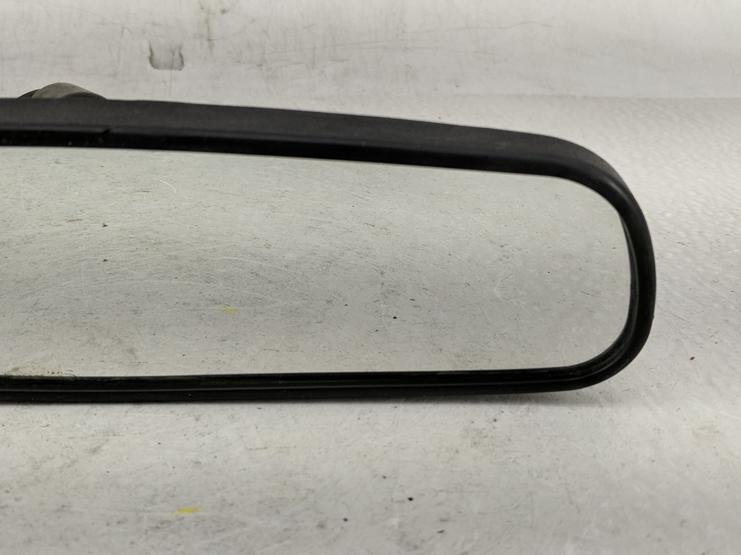 2014 Mazda Cx-7 Interior Rear View Mirror Replacement OEM P/N:E11015617 Fits OEM Used Auto Parts - Oemusedautoparts1.com