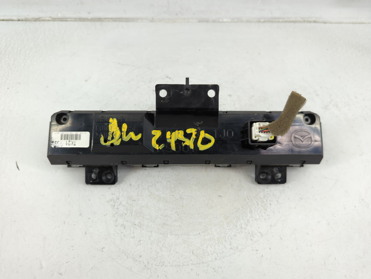 2013-2015 Mazda Cx-9 Radio AM FM Cd Player Receiver Replacement P/N:TK21 3J28 Fits Fits 2013 2014 2015 OEM Used Auto Parts -