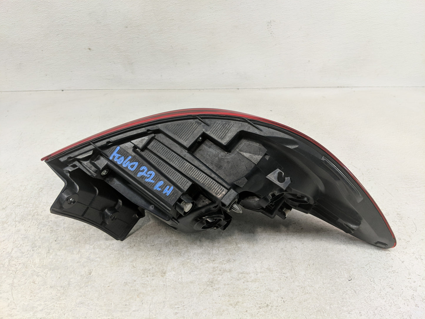 2013-2015 Mazda Cx-9 Tail Light Assembly Passenger Right OEM P/N:TK2151150 Fits Fits 2013 2014 2015 OEM Used Auto Parts - Oe