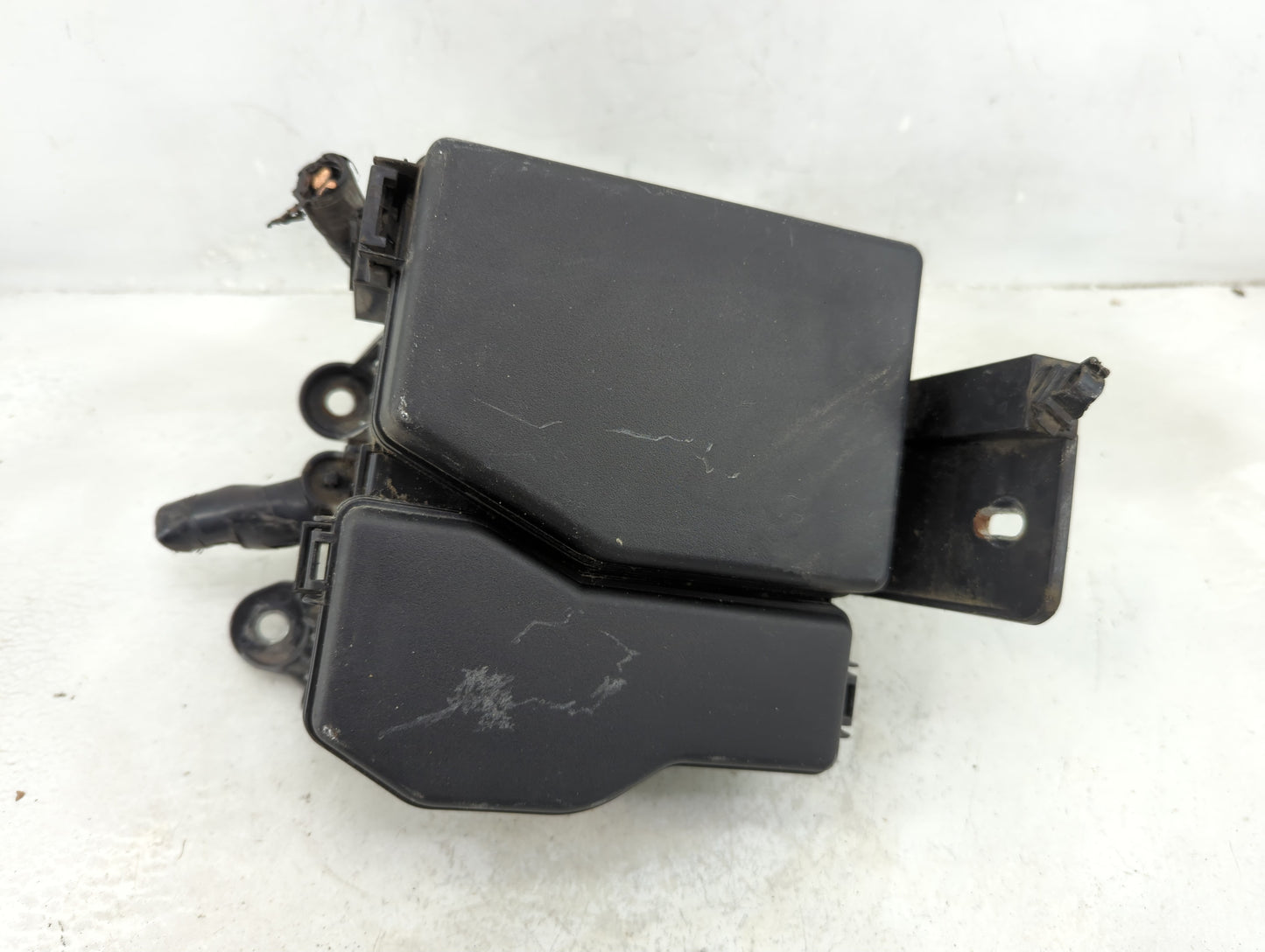 2013-2015 Mazda Cx-9 Fusebox Fuse Box Panel Relay Module P/N:TK23-66760 Fits Fits 2013 2014 2015 OEM Used Auto Parts - Oemus