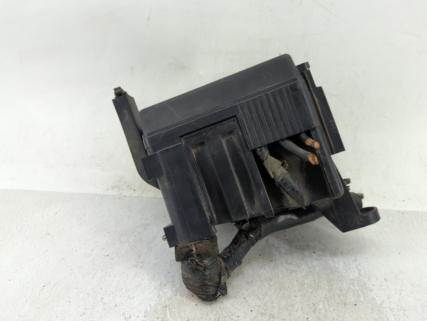 2010-2012 Mazda Cx-9 Fusebox Fuse Box Panel Relay Module Fits Fits 2010 2011 2012 OEM Used Auto Parts - Oemusedautoparts1.co