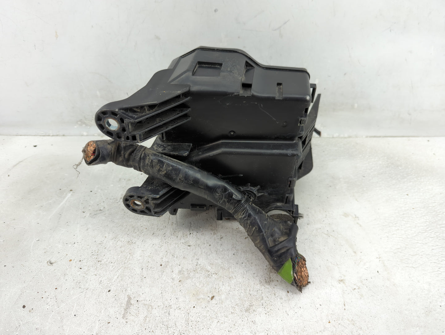 2013-2015 Mazda Cx-9 Fusebox Fuse Box Panel Relay Module Fits Fits 2013 2014 2015 OEM Used Auto Parts - Oemusedautoparts1.co